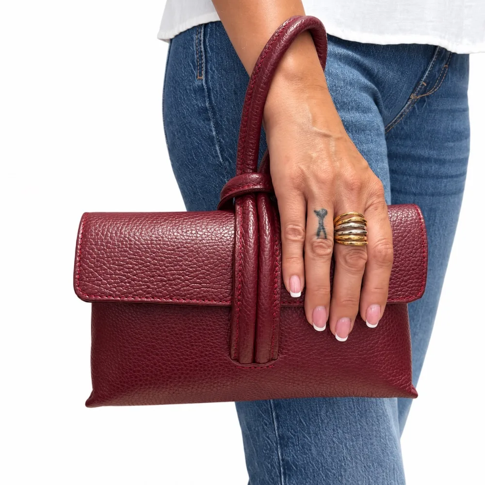 Clutch granulado con asa — Bolsos de Martas & Co. (ref. B-8244)