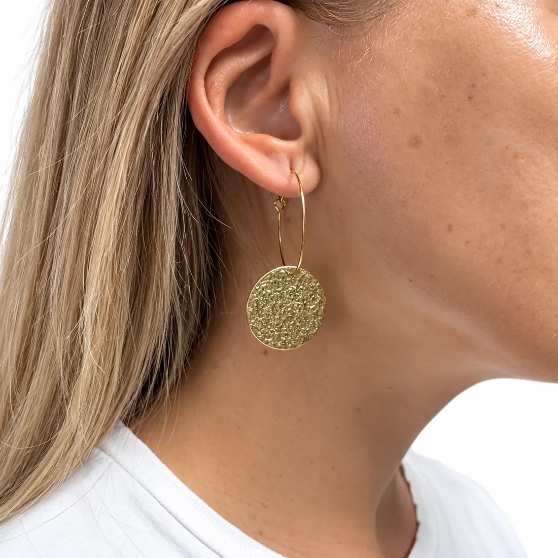 Pendiente aro con medalla — Pendientes de Martas & Co. (ref. P-1809)