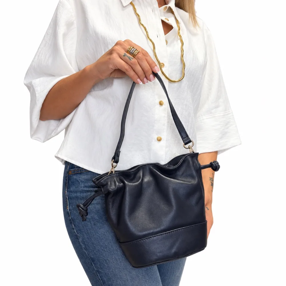 Bolso saco pequeño azul marino — Bolsos de Martas & Co. (ref. B-2927)